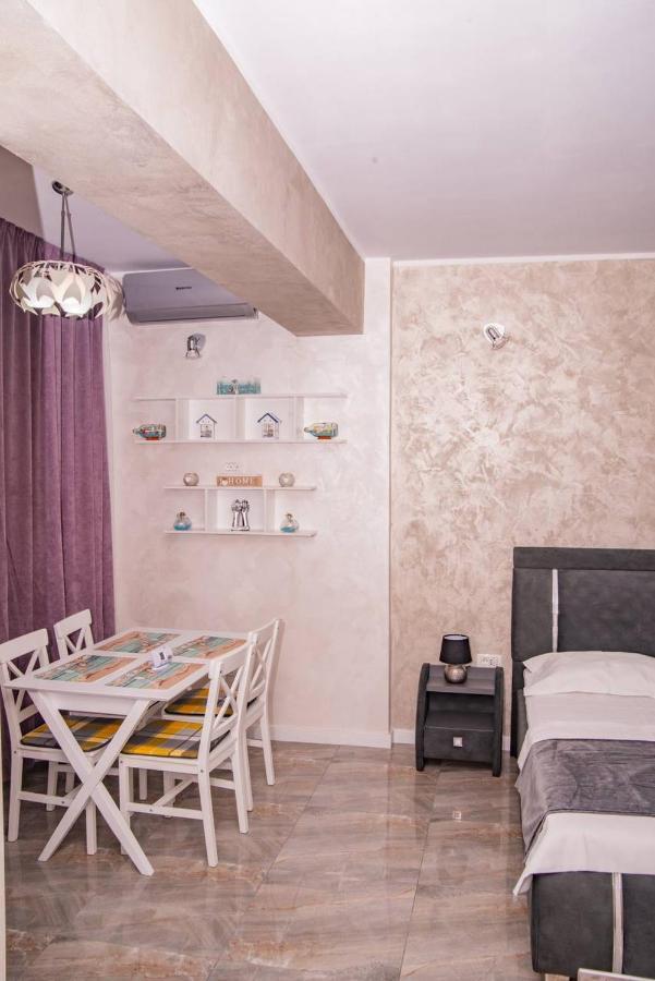 Studio Mamaia Apartment Exterior photo